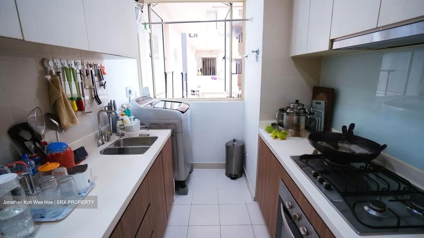 Watercolours (D18), Condominium #596375831